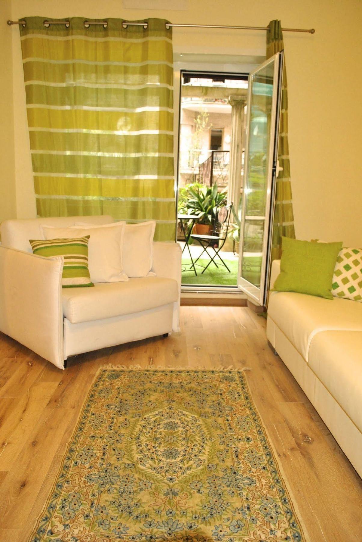 Demi'S Home โรม ภายนอก รูปภาพ